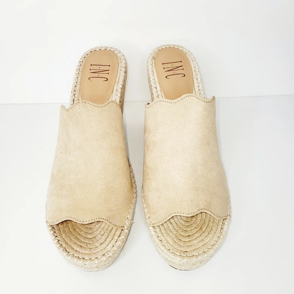 INC International Concepts Beige Slip-on Platform Wedges Sandals Shoes Size 10